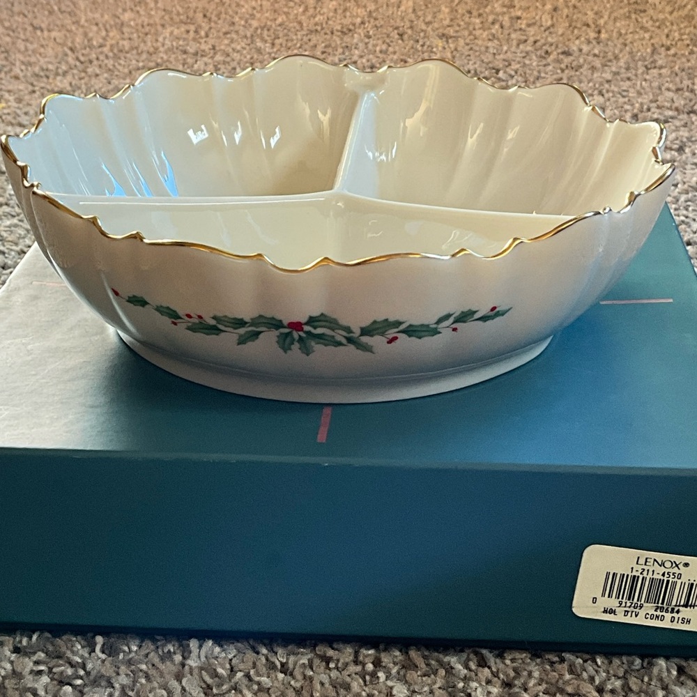 Lenox China Holiday Holly Divided Condiment Serving Bowl